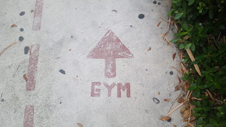 arrow showing way to the gym